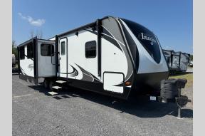 Used 2017 Grand Design Imagine 2950RL Photo
