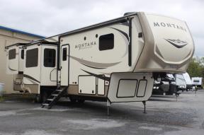 Used 2019 Keystone RV Montana 3791RD Photo