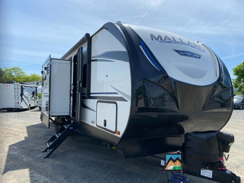 Used 2021 Heartland Mallard M33 Travel Trailer at meyersrvsuperstores ...