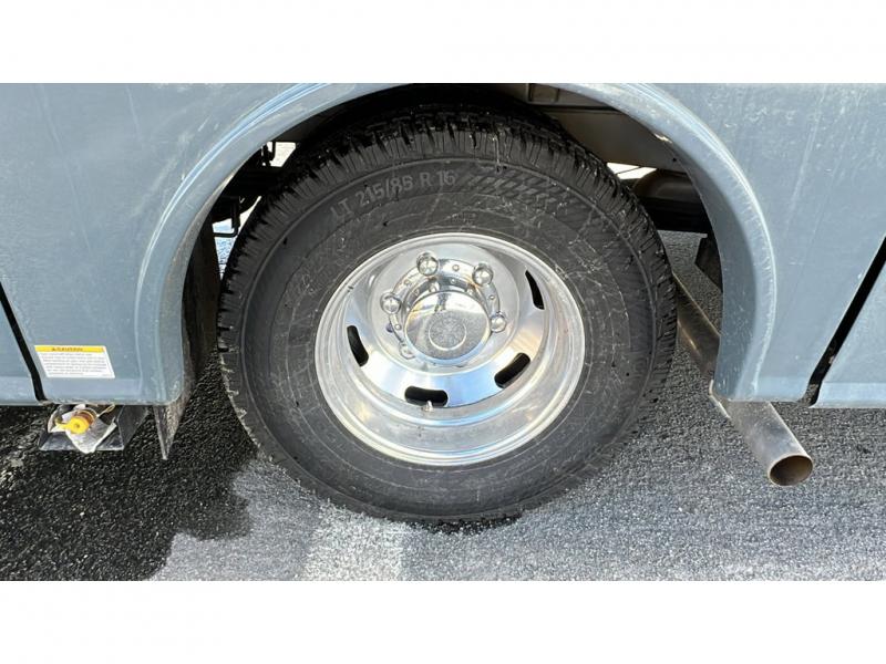 2024 View/24J/2024 image-12