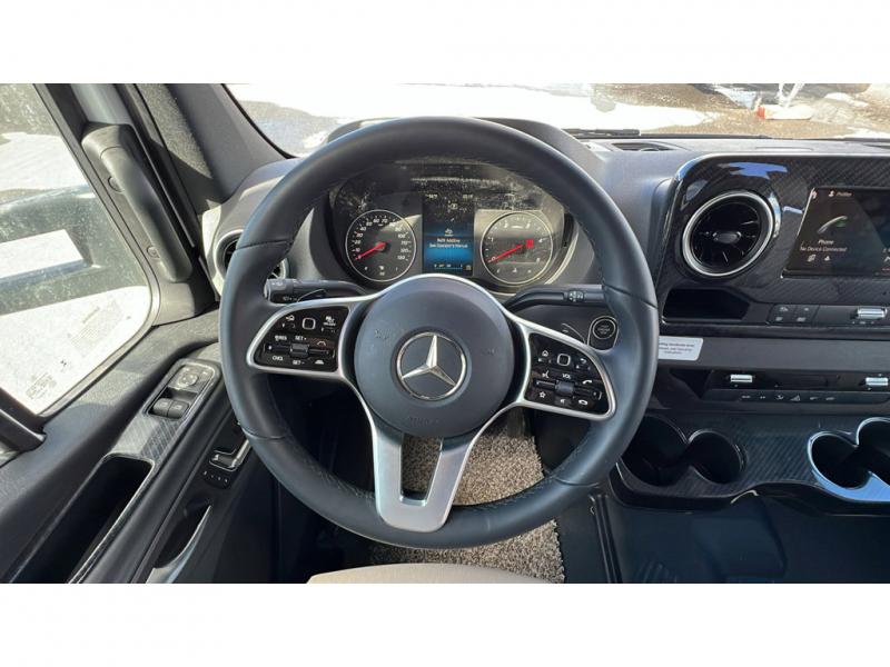 2024 View/24J/2024 image-19