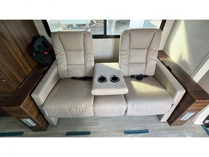 2024 View/24J/2024 image-26