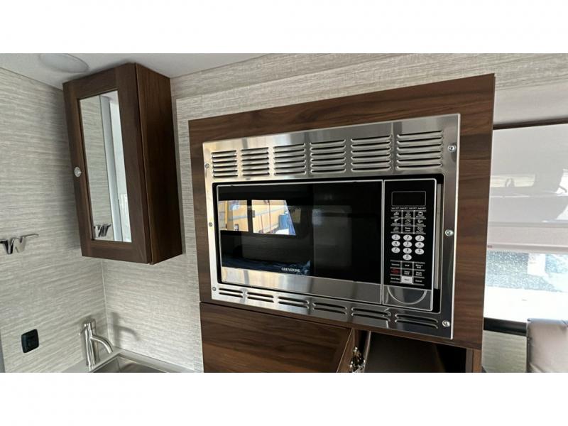 2024 View/24J/2024 image-29