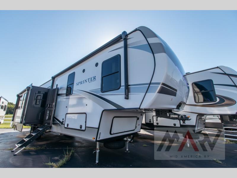 New 2024 Keystone RV Sprinter Limited 3900DBL Fifth Wheel at Mid