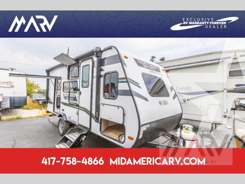 New 2025 Coachmen RV Northern Spirit Bijou 17BHB Travel Trailer at