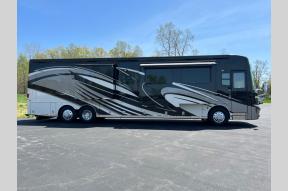 Used 2020 Newmar Mountain Aire 4533 Photo