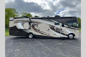 Used 2018 Thor Motor Coach Miramar 35.3 Photo