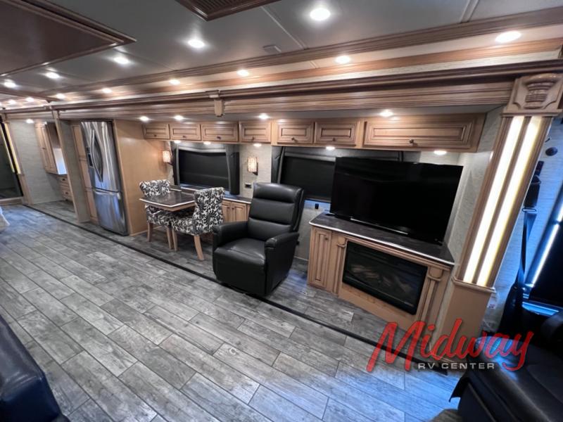 Used 2016 Newmar Dutch Star 4369 Motor Home Class A - Diesel at Midway ...