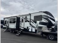 Used 2022 Dutchmen RV Voltage 3635 image