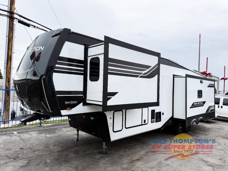 RV listing image