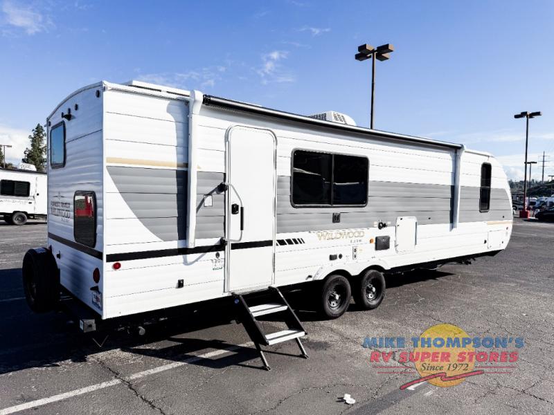 RV listing image