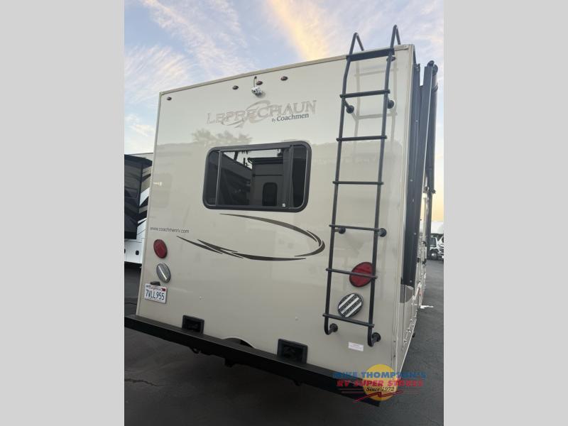 RV listing image