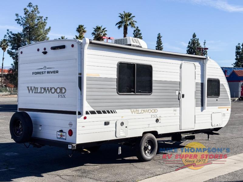 RV listing image
