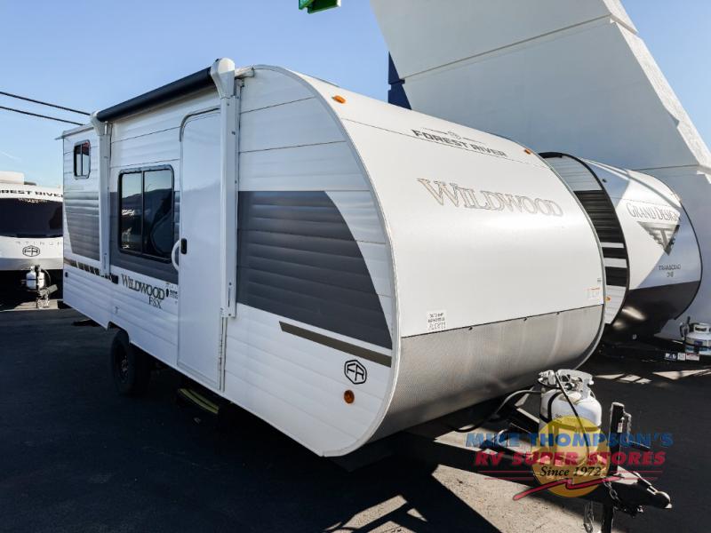 RV listing image