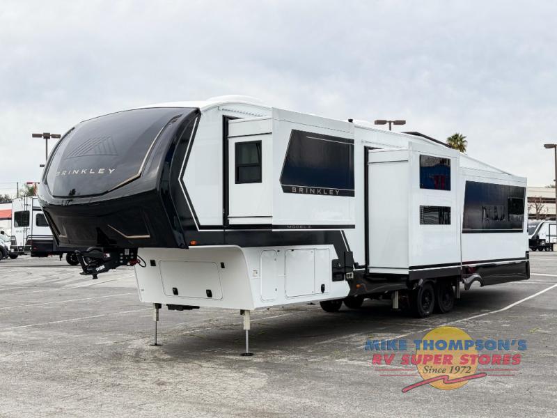 RV listing image