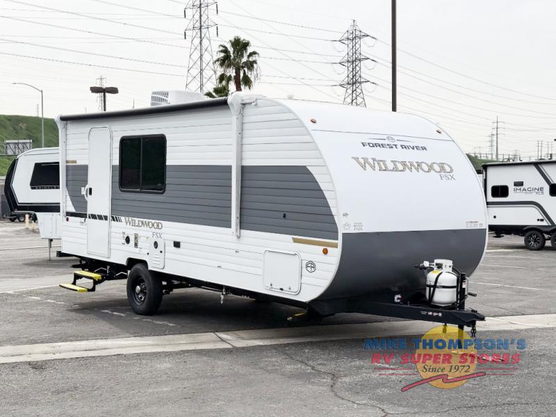 RV listing image