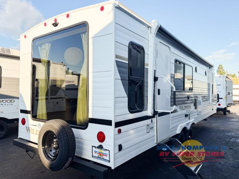 RV listing image