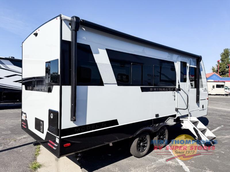 RV listing image