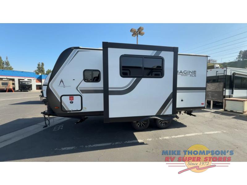 RV listing image