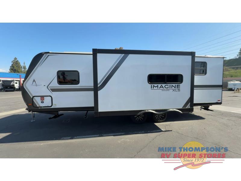 RV listing image