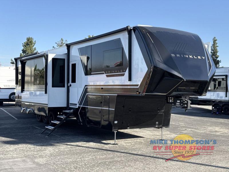 RV listing image