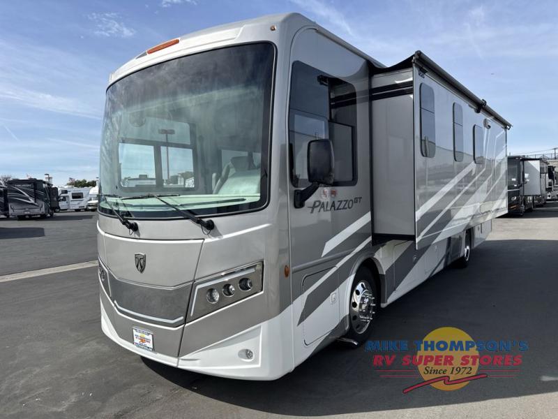 RV listing image