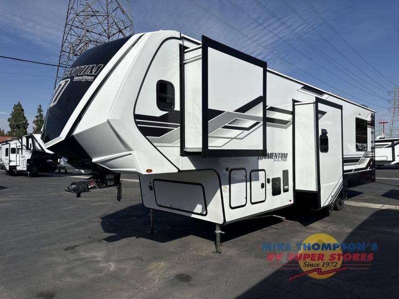 RV listing image