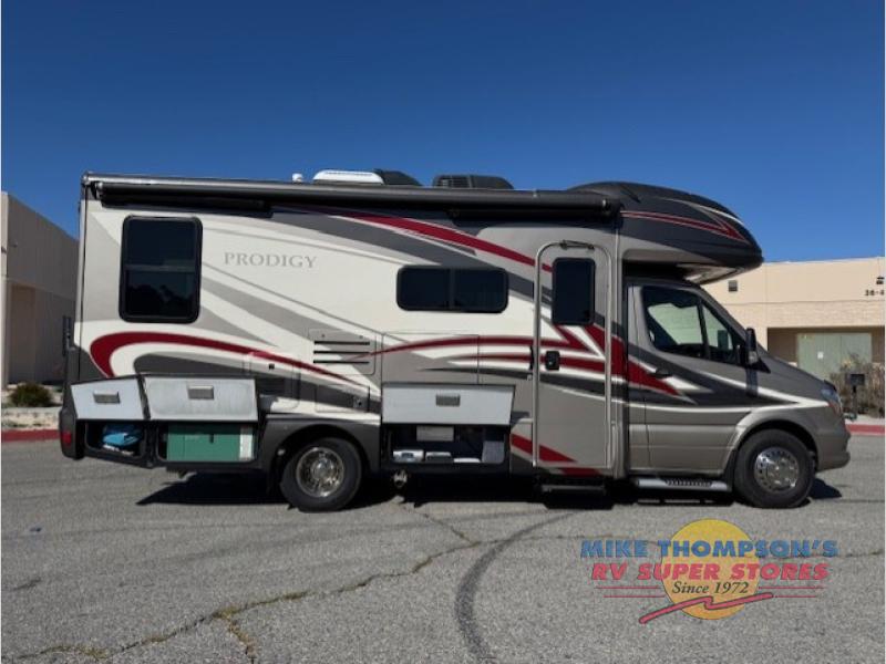 RV listing image