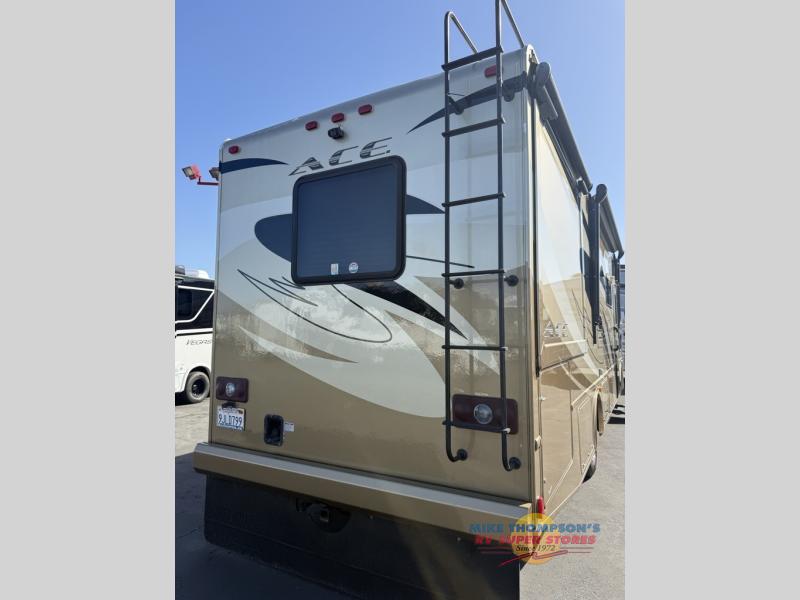 RV listing image