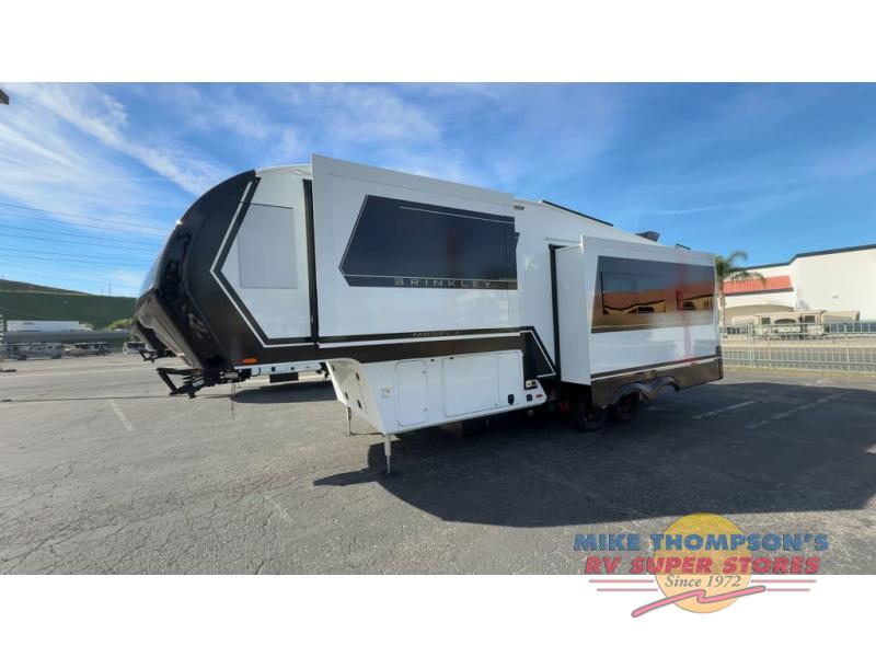 RV listing image
