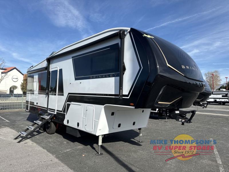 RV listing image