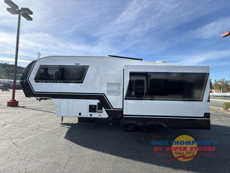 RV listing image