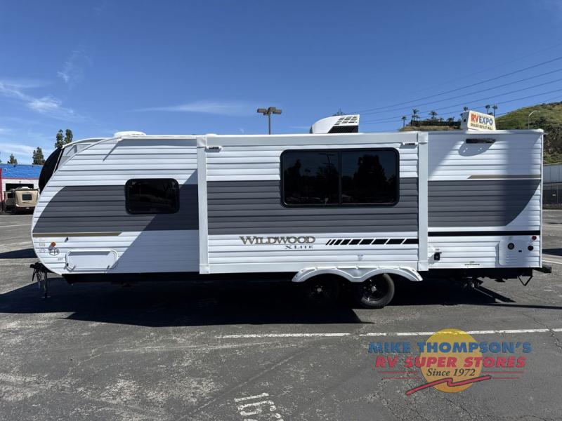 RV listing image