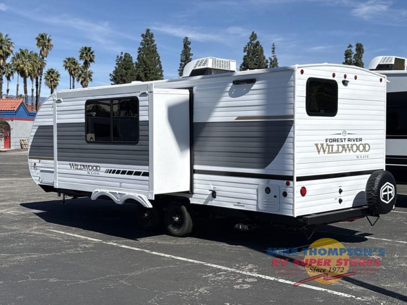 RV listing image