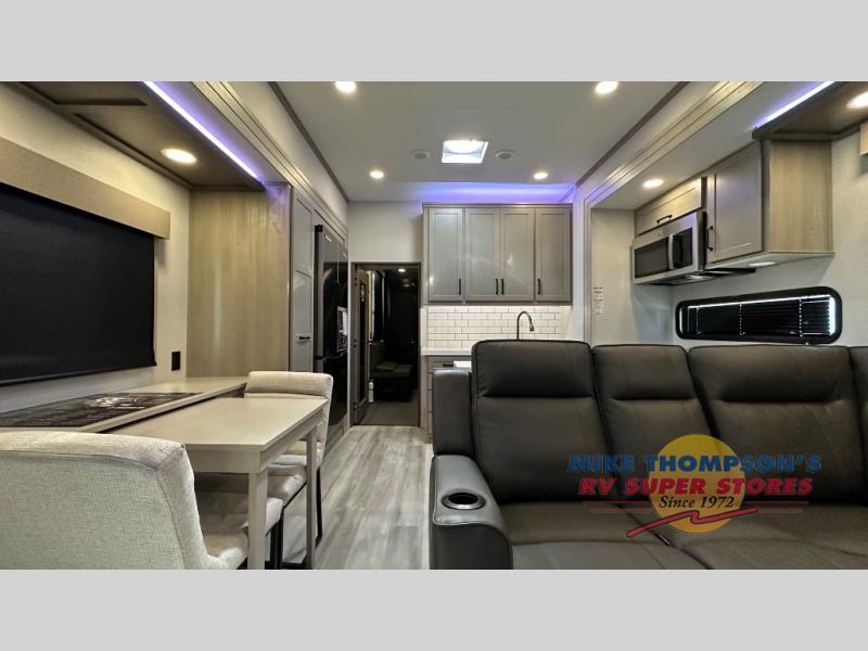RV listing image