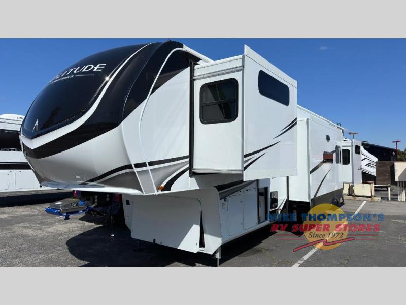 RV listing image