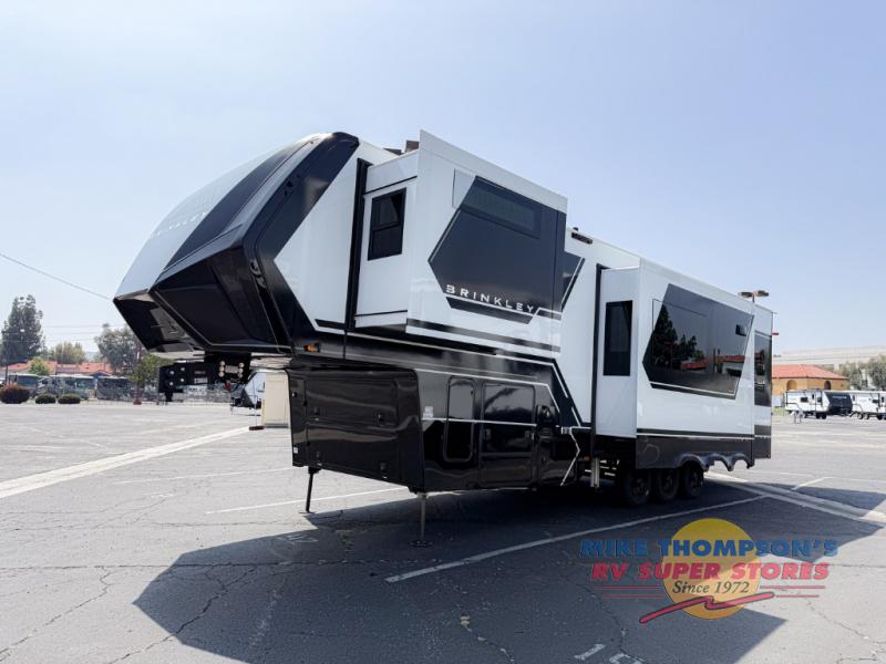 RV listing image
