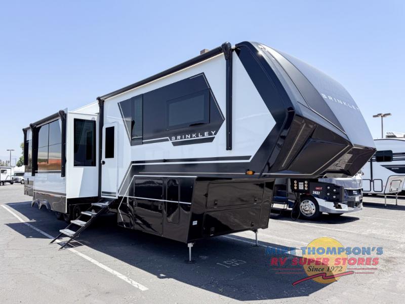 RV listing image