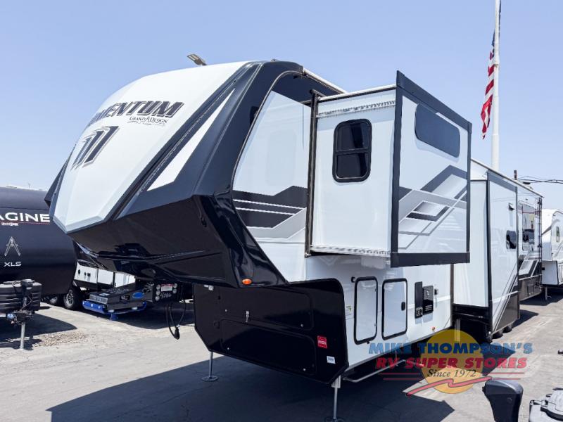 RV listing image