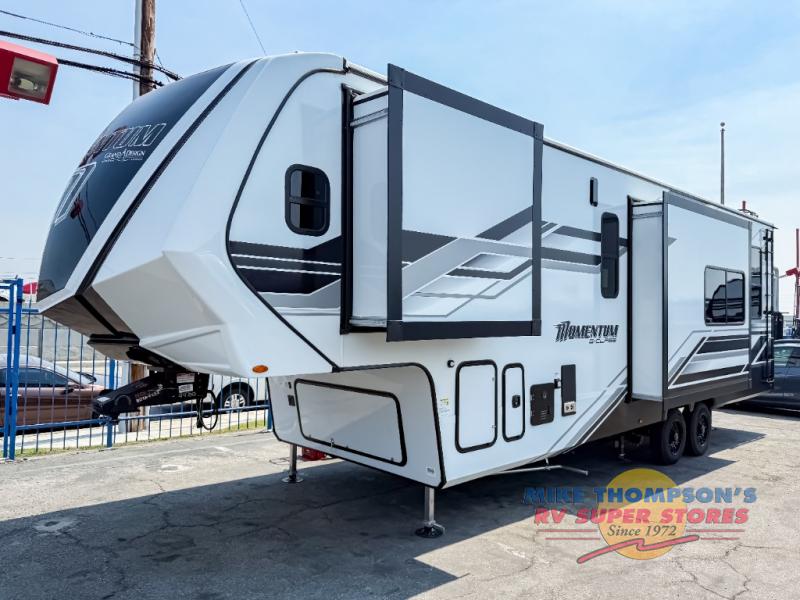 RV listing image