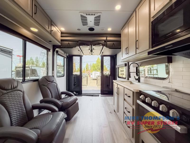 RV listing image