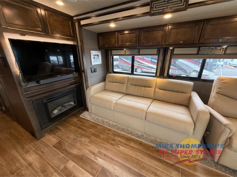 RV listing image