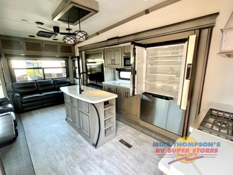 RV listing image