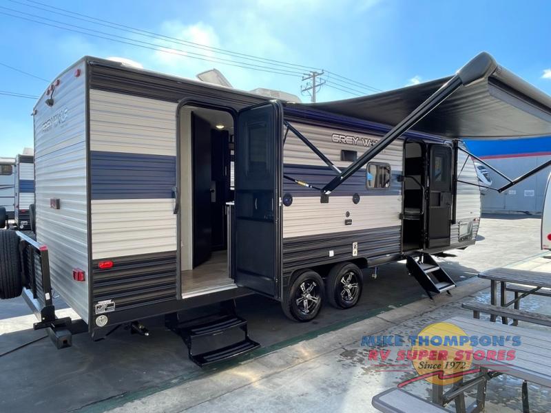 RV listing image