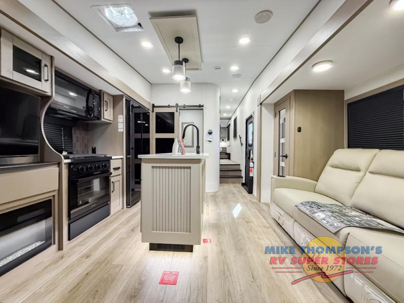RV listing image