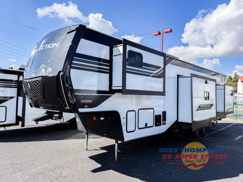 RV listing image