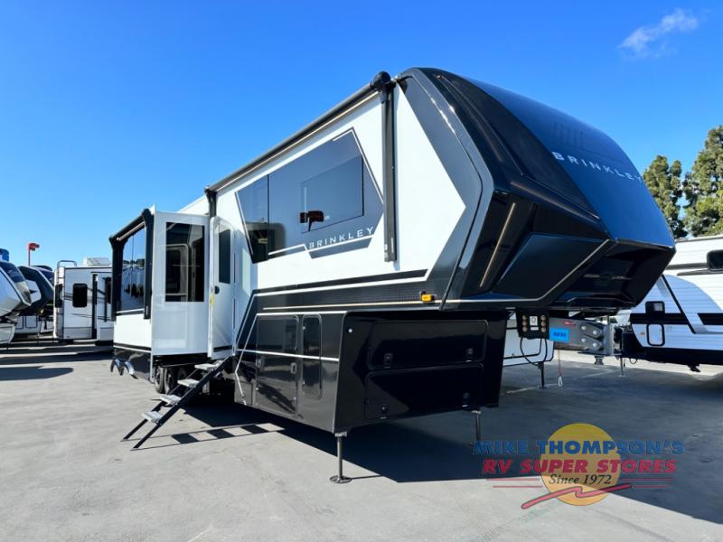 New 2024 Brinkley Model G 4000 Toy Hauler Fifth Wheel at Mike Thompson ...