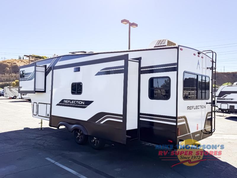 RV listing image