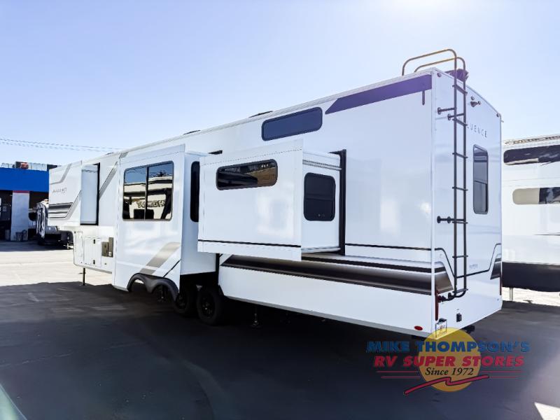 RV listing image