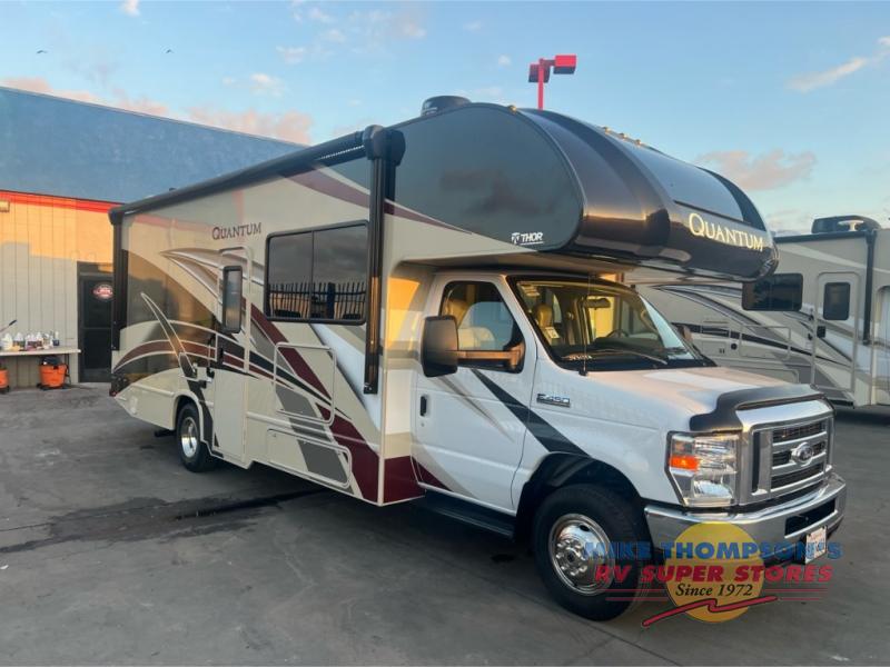 Used 2020 Thor Motor Coach Quantum LH26 Motor Home Class C at Mike ...